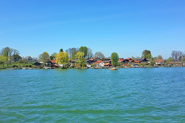 Chiemgau, Blick auf die Fraueninsel