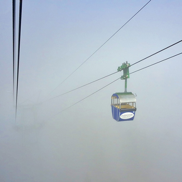 Chiemgau - Kampenwandbahn im Nebel